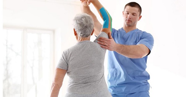 Vật lý trị liệu - hỗ trợ cải thiện chức năng cơ xương khớp ở người già