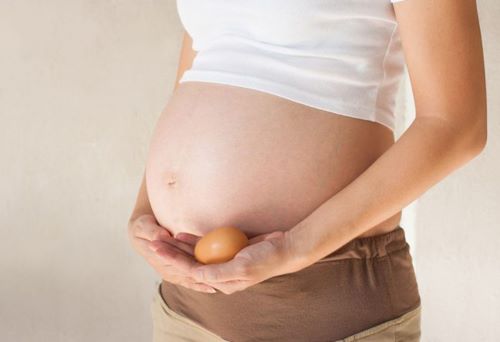 Trứng gà là nguồn dinh dưỡng dồi dào cho mẹ và thai nhi